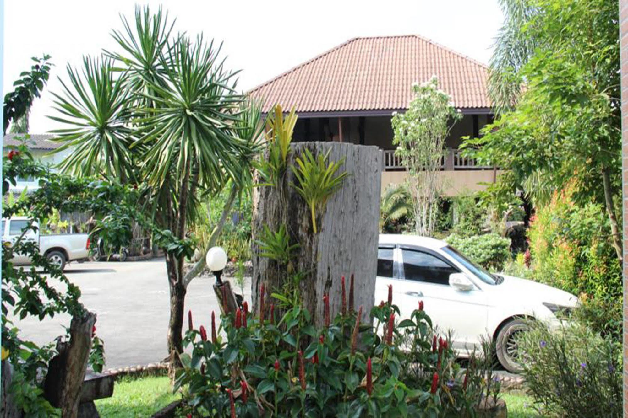 Baanrimnam Resort טראט מראה חיצוני תמונה